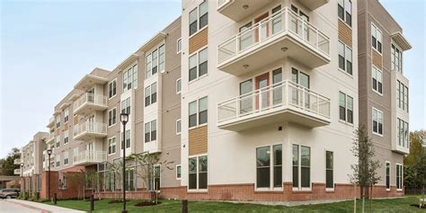 Senior Living Options in Houston, TX .